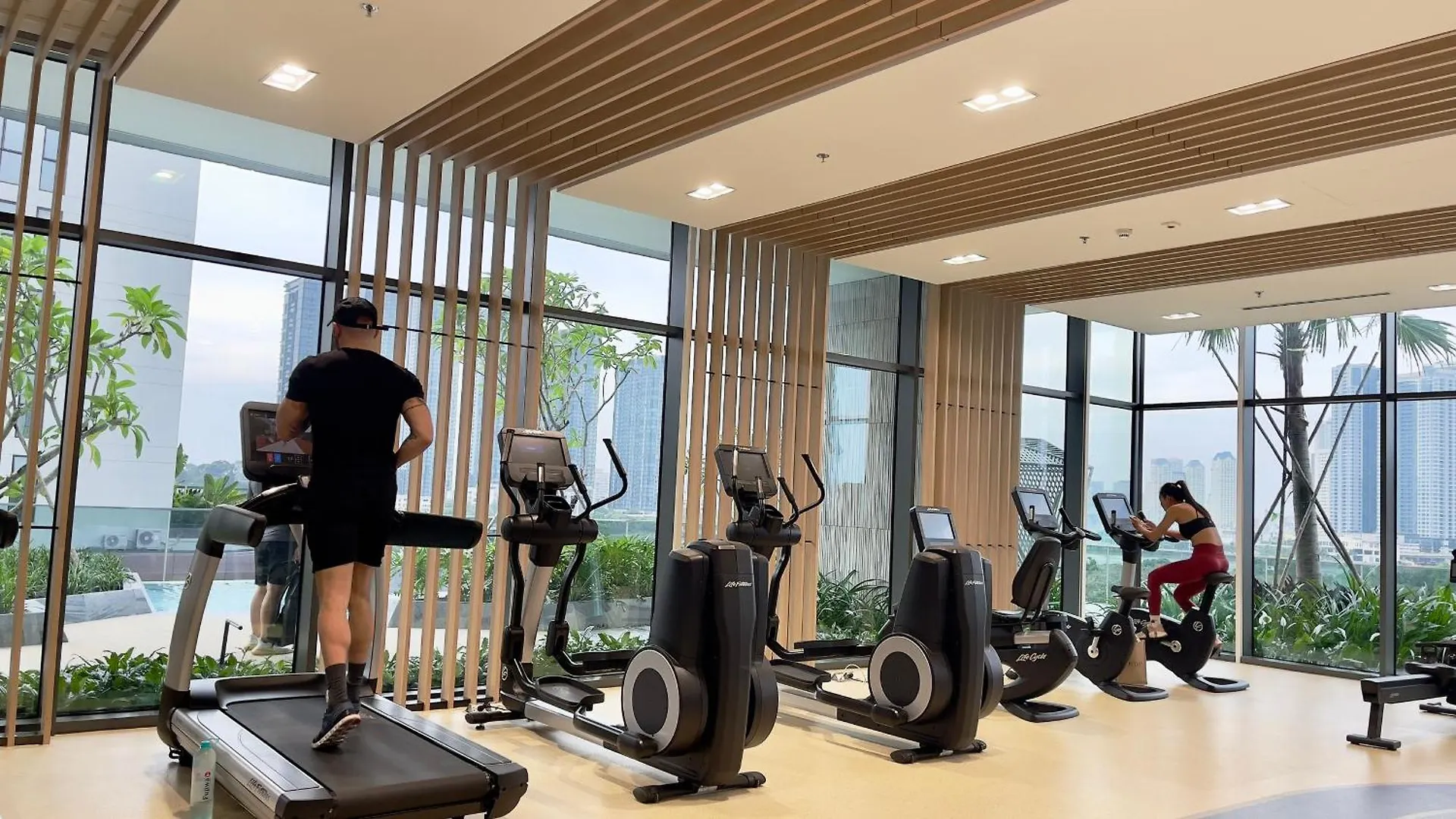 M-H Residence - Crest Metropole Apartments Two Bedrooms With Pool Ho Chi Minh City